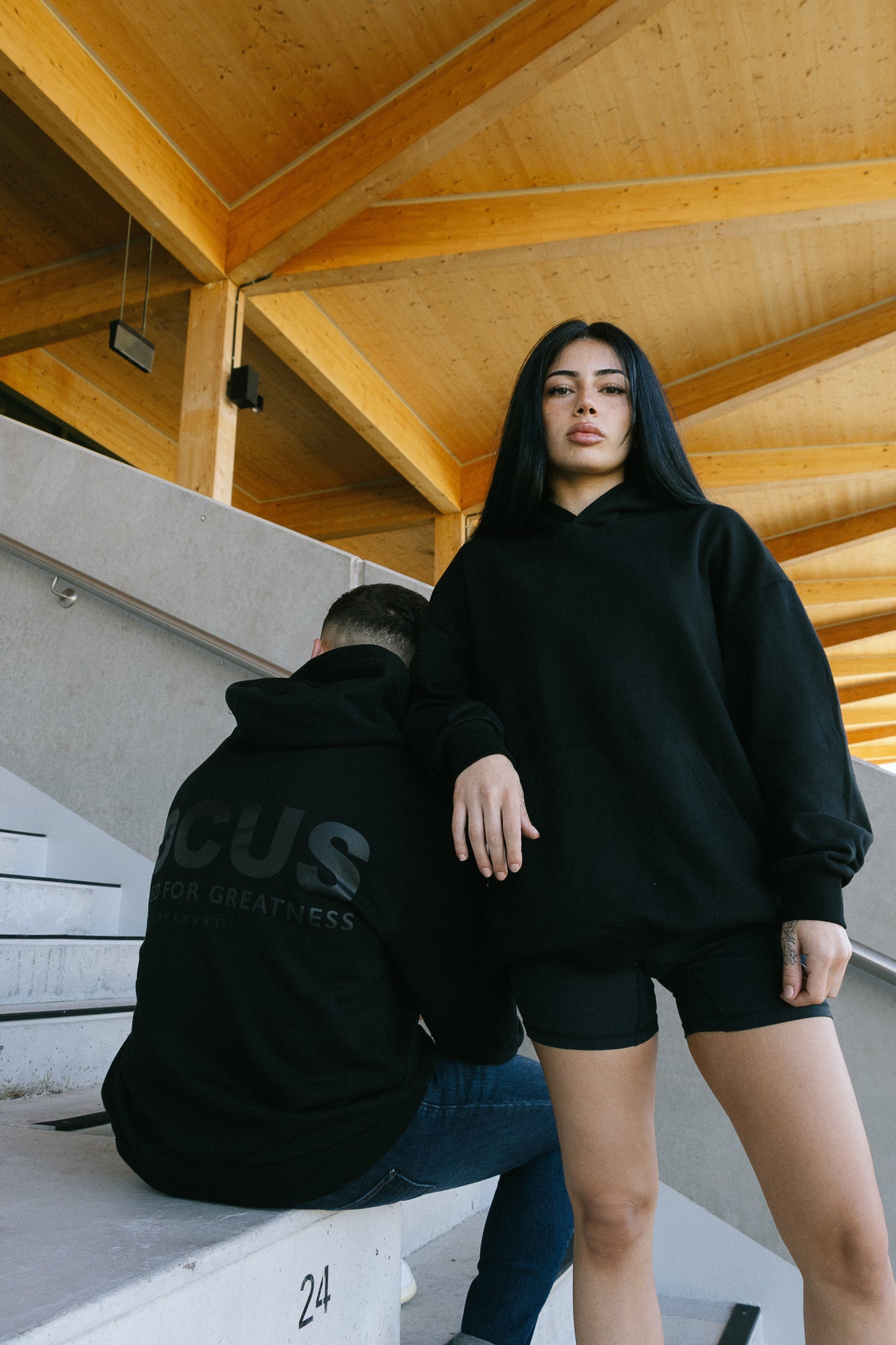 Contrvst Hoodie Power